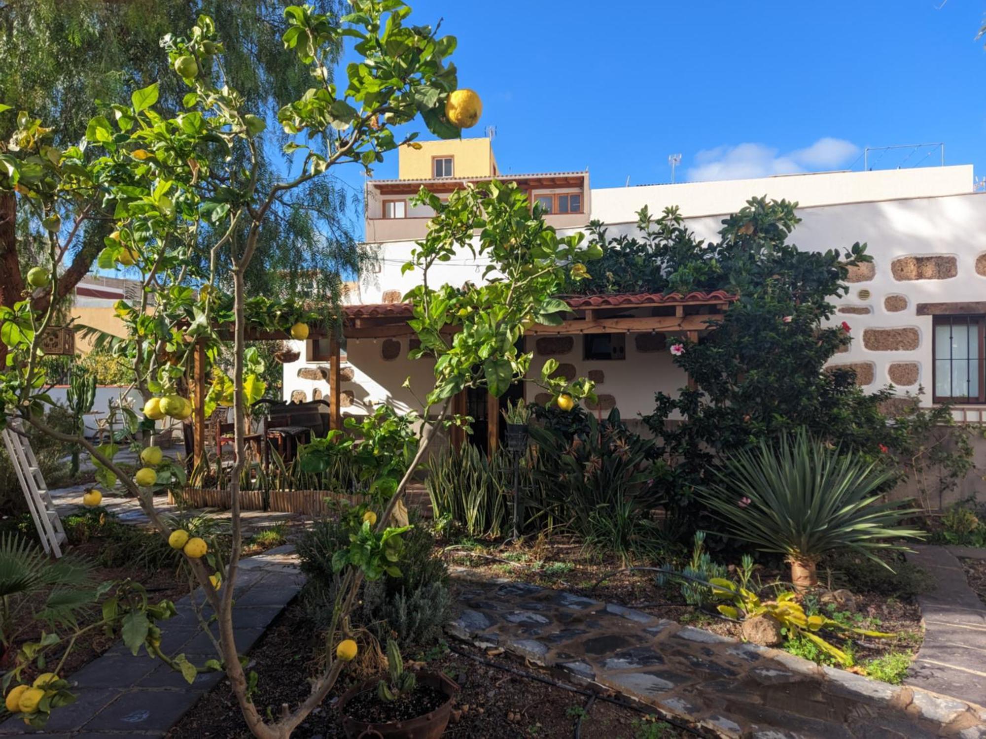 Casa Roberta Apartment Arona  Ngoại thất bức ảnh